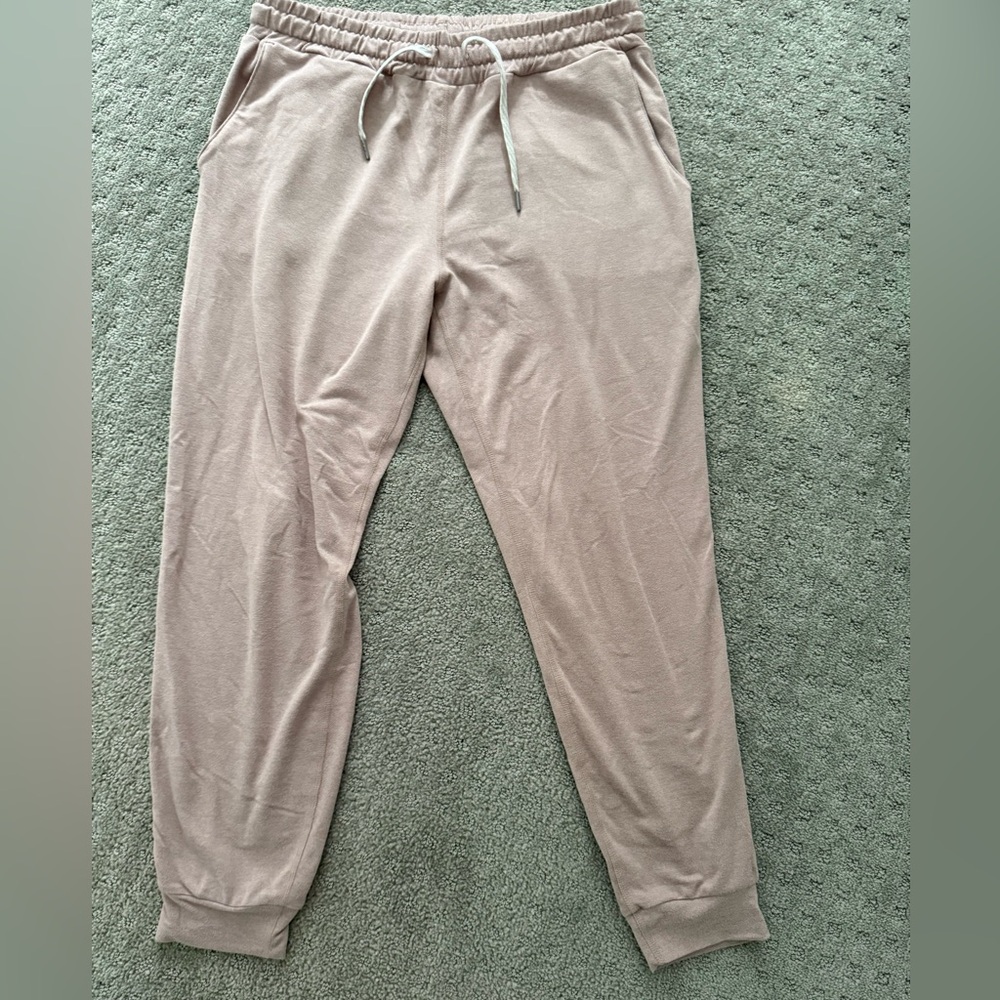 Vuori Light Pink Joggers (small)